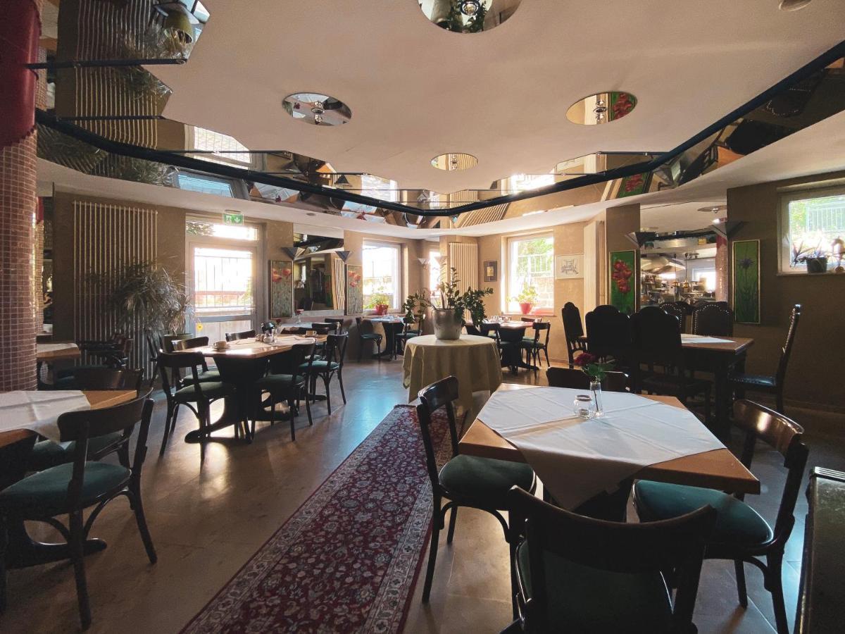 Zum Gruenen Turm Hotel Hohen Neuendorf Luaran gambar