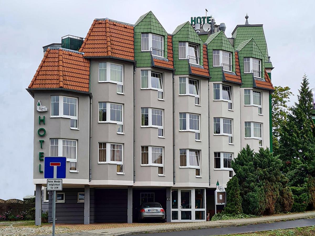 Zum Gruenen Turm Hotel Hohen Neuendorf Luaran gambar